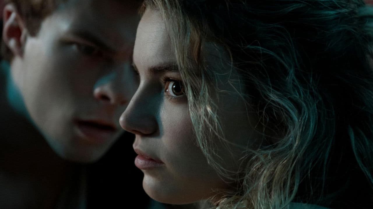 Đừng Bước Vào